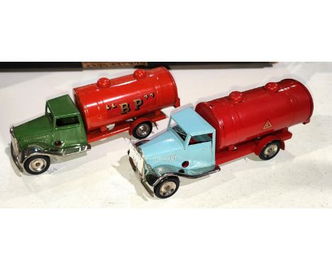 Tri-ang Minic Toys: two post war tinplate clockwork 15M Petrol Tankers, light blue cab and red tank, green cab red tank with 