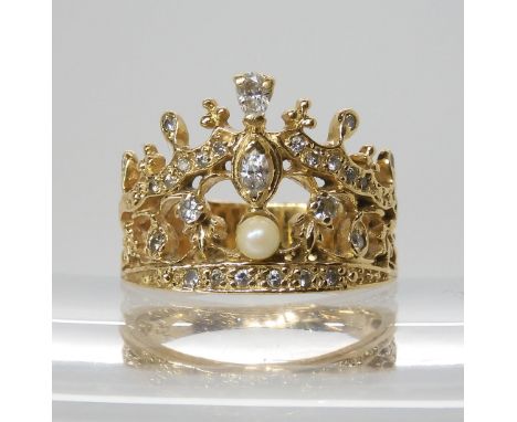 A 14k gold diamond and pearl set tiara ring, by Franklin Mint, set with estimated approximately 0.50cts of marquis, pear and 