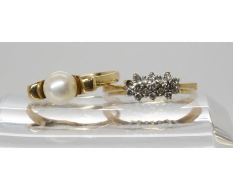 A 9ct gold pearl set ring, size O, together with a diamond cluster ring (one diamond missing) size M1/2, weight combined 4.5g