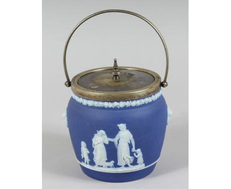 A WEDGWOOD JASPER WARE CIRCULAR BISCUIT CADDY AND COVER.