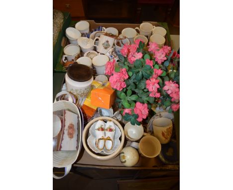 TWO BOXES OF CERAMIC MUGS, SOME COMMEMORATIVE INCLUDING MARRIAGE OF PRINCE OF WALES AND PRINCESS DIANA ETC