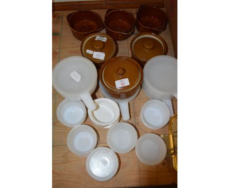 CERAMIC DISHES, SOUP BOWLS AND SOME PLASTIC BOWLS