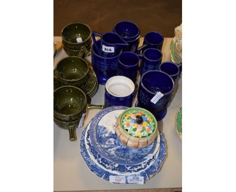 GROUP OF CERAMIC WARES, BLUE POTTERY BOWLS ETC