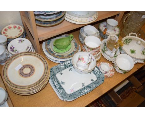 CERAMIC WARES, CUPS AND SAUCERS