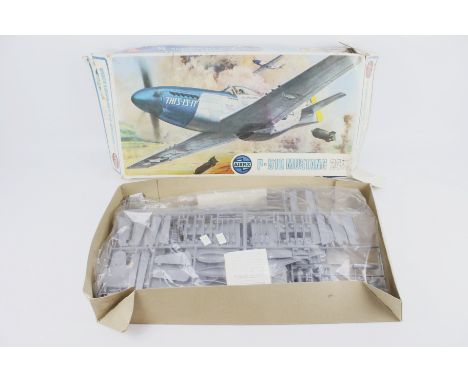 An Airfix North American P-51D Mustang set. 1:24 scale, Super Kit series 14, packaged and in the original box