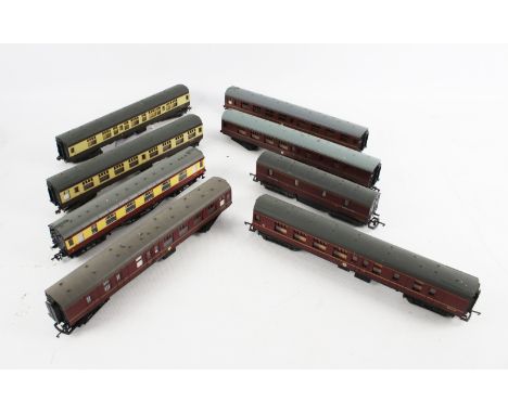 A OO Gauge collection of eight coaches. Comprising a range of Mainline and Lima in a selection of liveries, unboxed.