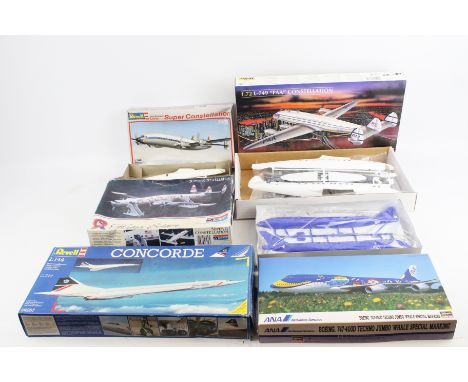 Six aircraft construction kits. Comprising a Heller L-749 'Paa' Constellation, a Revell 1:144 scale Concorde and a Lockheed L