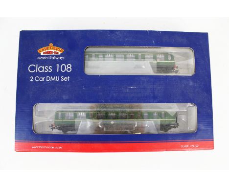 A Bachmann OO gauge class 108 two car DMU set. 32-906, in British Railways livery, in the original box