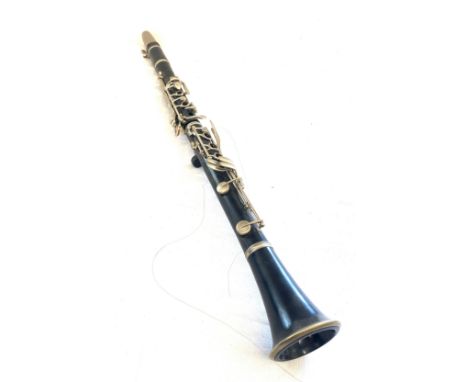 Bundy Resonite Selmer Clarinet with hard case 