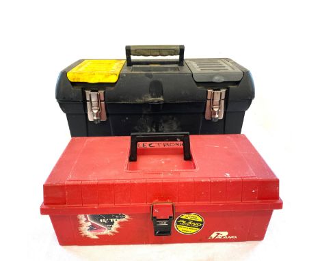 Selection of tools with 2 plastic tool boxes 