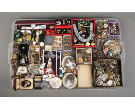 A very large tray of mainly vintage costume jewellery. To include Smiths Deluxe watch, paste set necklace, 1983 uncirculated 