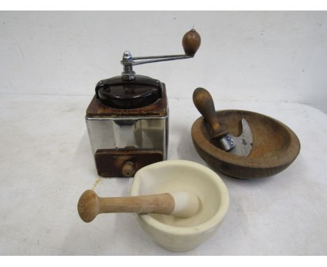 Chrome/wood/Bakelite coffee grinder, pestle &amp; mortar and herb chopper&nbsp;