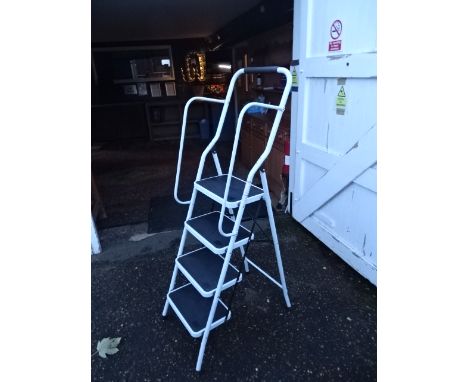 metal step ladder