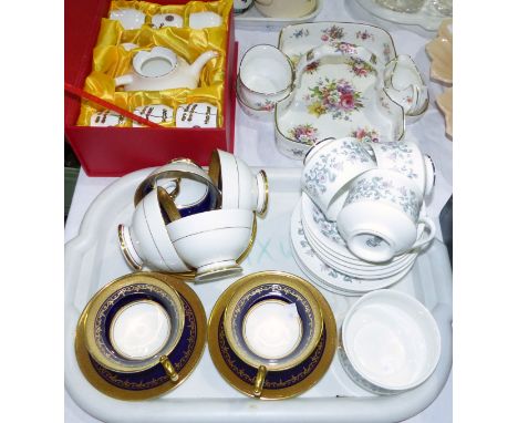 A set of 6 Aynsley "Georgian" cobalt tea cups and 5 saucers; a Hammersley "Howard Sprays" strawberry set; a Paragon "Fleur" 1