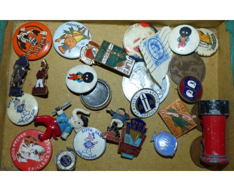 A selection of vintage badges, to include several Butlin's enamelled examples