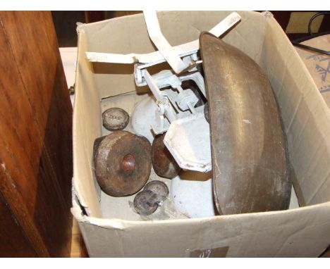 VINTAGE CAST IRON SCALES &amp; WEIGHTS
