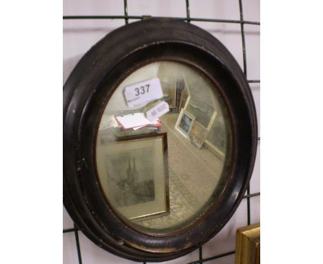 VINTAGE OVAL WOODEN FRAMED MIRROR (26 X 24 CM) 