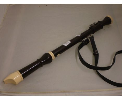 AULOS RECORDER WITH MUSIC STAND