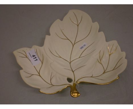 CARLTONWARE WHITE AND GILT LEAF 27 CM 
