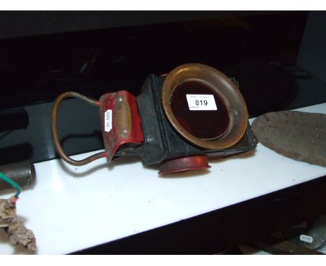 VINTAGE POWELL HAMMER LIGHT