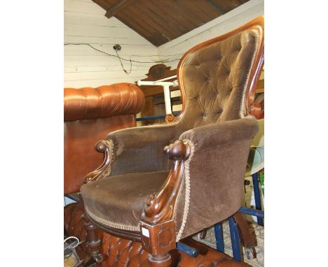 VICTORIAN MAHOGANY BUTTON BACK ARMCHAIR