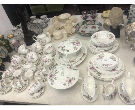 A Royal Doulton Clovelly dinner and tea set