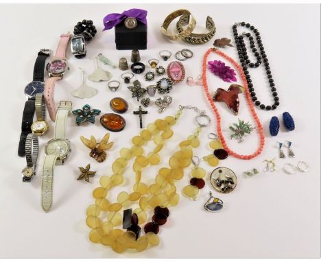 A collection of vintage silver and costume jewellery, to include synthetic diamond items and shungite jewellery