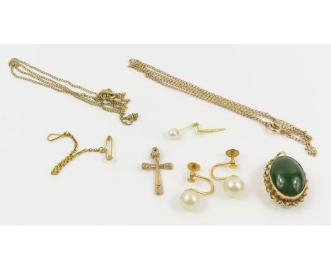 A 9ct gold cross, a single 9ct gold pearl earring and a curb chain marked '9ct', an unmarked curb chain (tests as 9ct gold), 