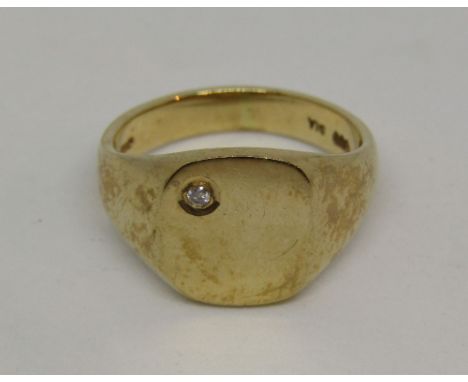 9ct diamond set signet ring, size R, 6.7g