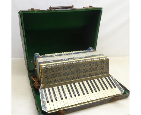 Paolo Soprani 'Italla' Italian piano accordion in case 