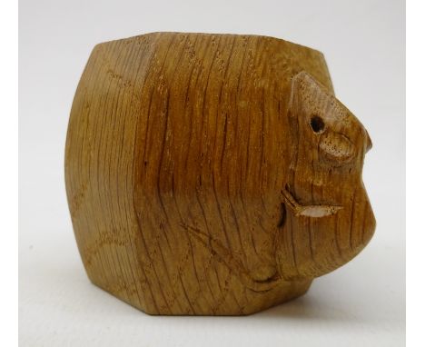 Robert 'Mouseman' Thompson of Kilburn oak napkin ring, H5cm Condition Report Click here for further images, condition, auctio