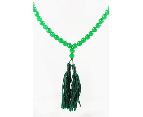 A GOOD JADE ONE HUNDRED AND SEVEN BEAD NECKLACE. 81 grams.