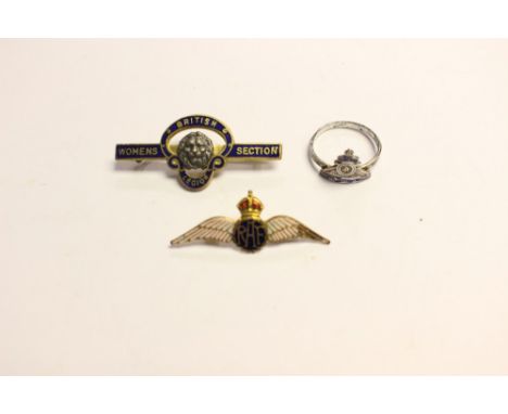 WW2 British Sweetheart Royal Artillery Ring marked "Silver" with details in blue enamel: RAF sweetheart wings in coloured ena