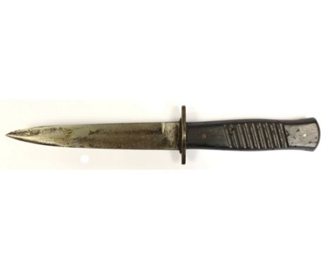 WW1 Trench Knife by Gottlieb Hammesfahr, Solingen Foche. 15cm blade. Complete with scabbard with leather belt hanger.