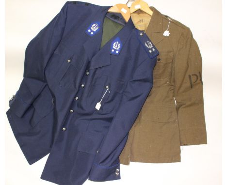 WW2 US Army Enlisted  Man's "Coat, Wool, Serge" dated 7/10/42. Size 38L. Has been stripped of US buttons and reissued to a Po