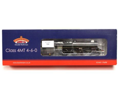 Bachmann: A boxed, Standard Class 4MT '75069' BR1B locomotive and tender, BR Lined Green Late Crest Preserved.