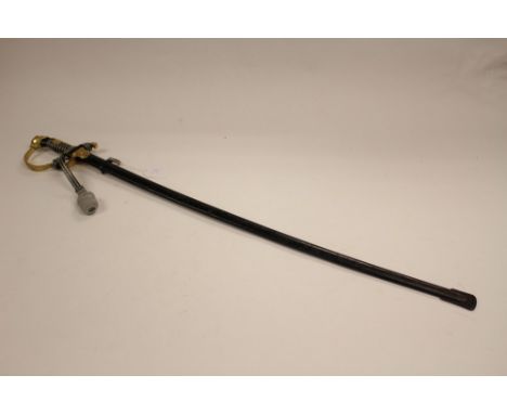 WW2 Third Reich Heer Officers Panther Head Sword with 81cm blade by Carl Eickhorn, Solingen. Alloy grip with git finish and e