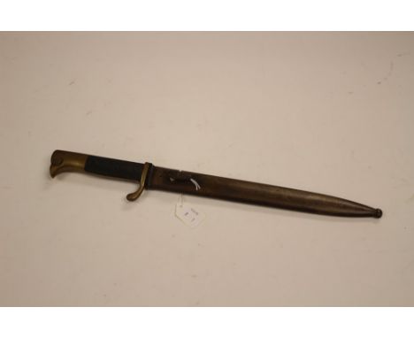 WW2 Third Reich K98 Dress bayonet. 245mm long blade. Maker marked "Original Eikhorn Solingen". Bakelite grips. Complete with 