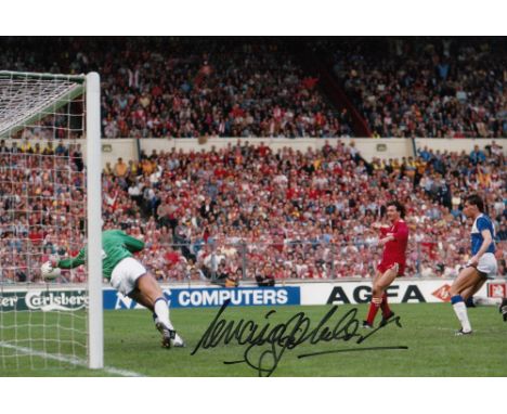 Football Autograph CRAIG JOHNSTON 12 x 8 photo Col, depicting Johnston scoring Liverpool's second goal in a 3-1 victory over 