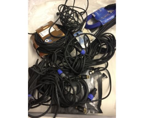 DJ CABLING & EQUIPMENT - to include numerous leads and cables, Soundlab UD222 microphone, spare Ortofon Nightclub stylus, hea