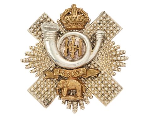 Scottish. Highland Light Infantry Officers HLI glengarry badge circa 1901-52.Good die-stamped faceted silvered thistle star a