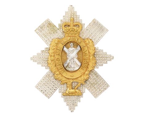 Scottish. Black Watch (Royal Highlanders) Officers post 1953 glengarry badge.Good, three piece, die-stamped silvered Thistle 