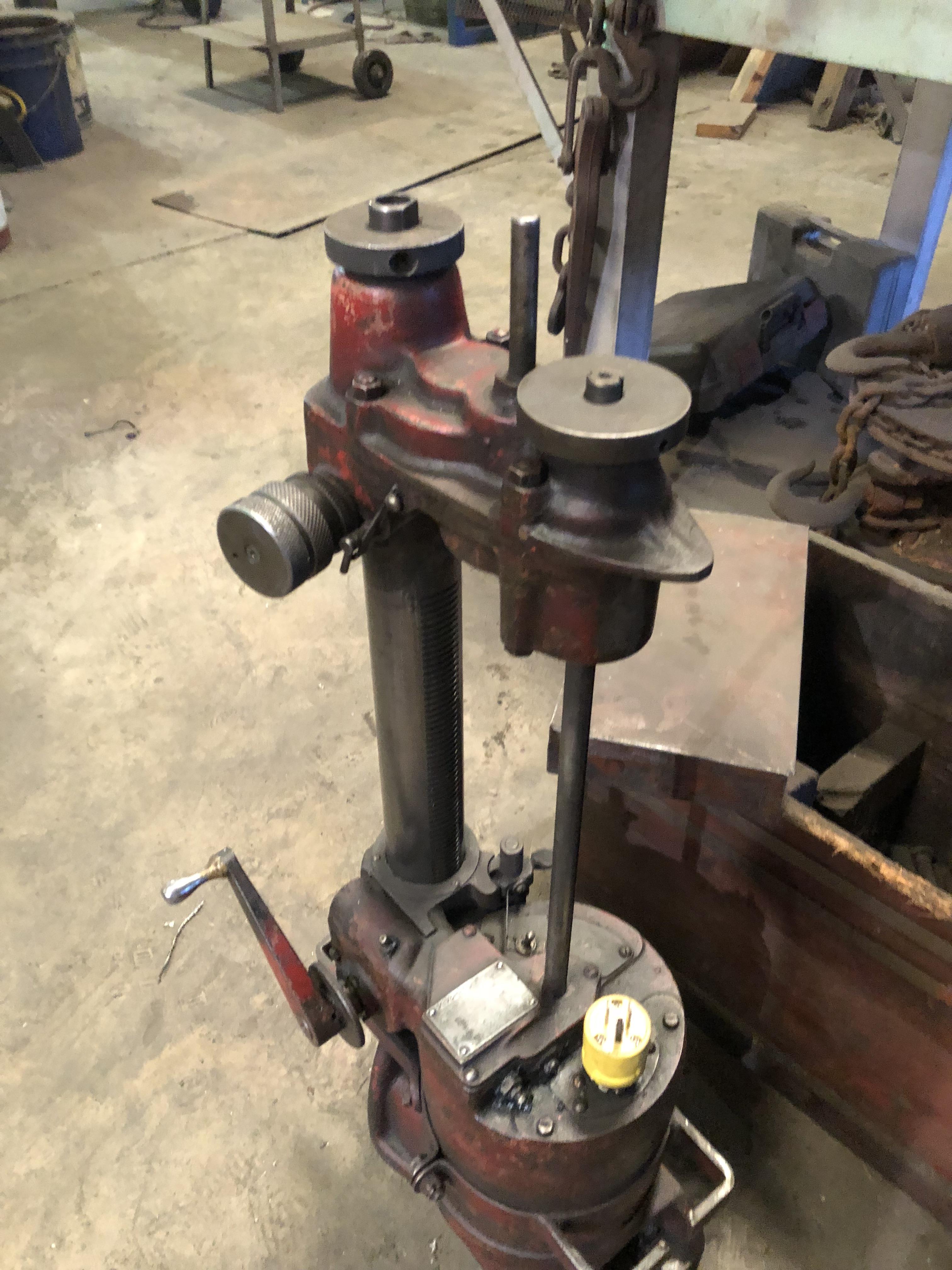 Van Norman Boring Bar 944 S with bits