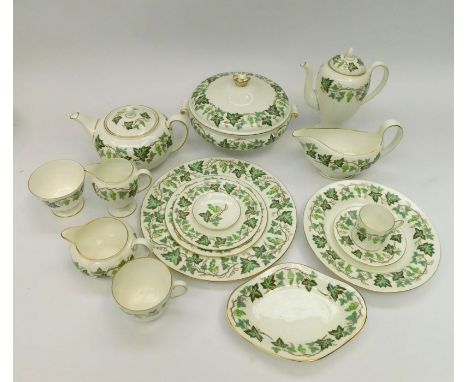 Mid 20th century Wedgwood Santa Clara dinner and tea/coffee service