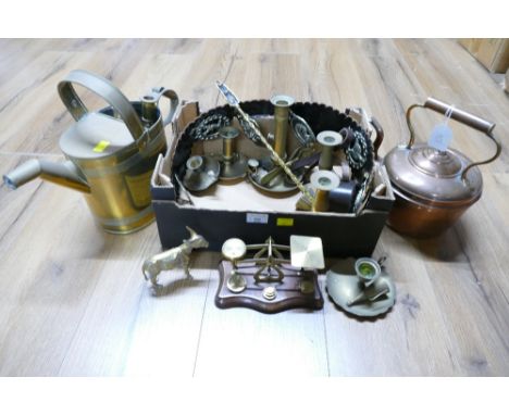 Brass and copperware, kettles, candlesticks, horse brasses, scales etc