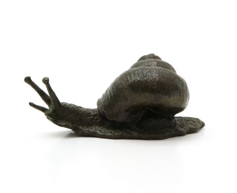 Bronze, 19 x 7 x 9 cm.