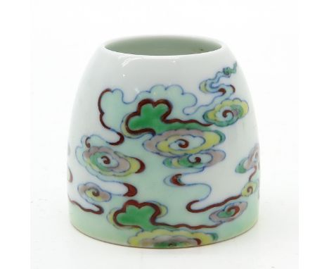 polychrome decor, 6 cm. tall, marked on the bottom with 6 characters and double ring. 