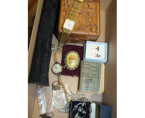 A BOX OF COSTUME JEWELLERY AND WATCHES TO INCLUDE AN ADAPTED FOB/WRISTWATCH, ETC. 