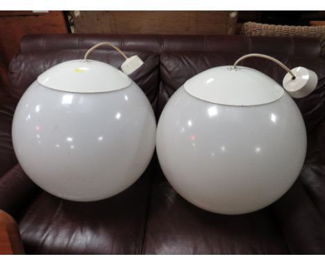 A PAIR OF LARGE RETRO GLOBE LIGHTS DIA 50 CM (APPROX)