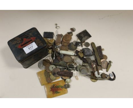A TIN OF ANTIQUE AND VINTAGE COINS AND COLLECTABLES TO INCLUDE A 1908 FUNF MARK COIN, ALBERT POCKET WATCH CHAIN FRUIT KNIFE E